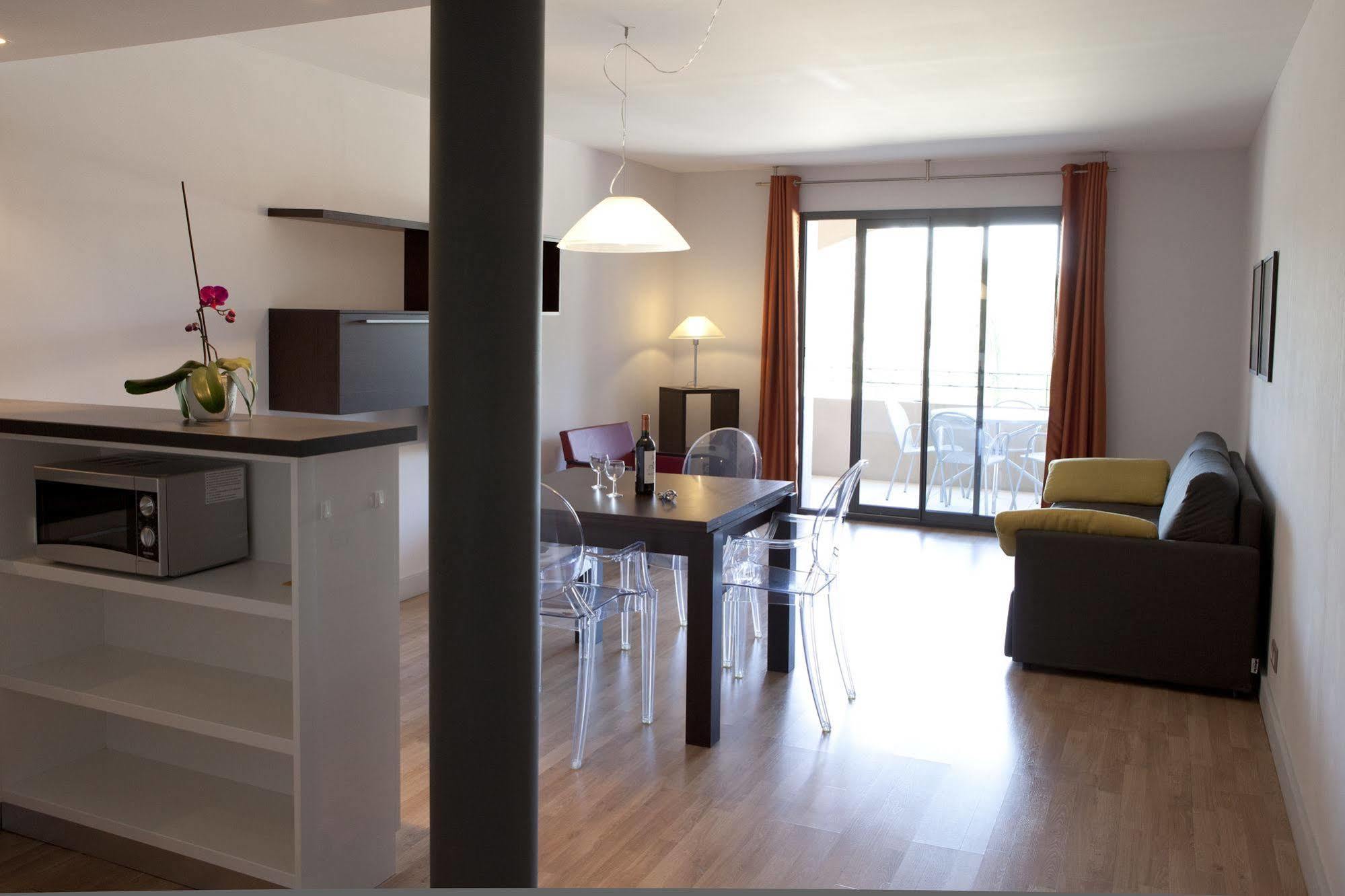 Mas De Valrugues Holifrance Lejlighedshotel Saint-Rémy-de-Provence Eksteriør billede