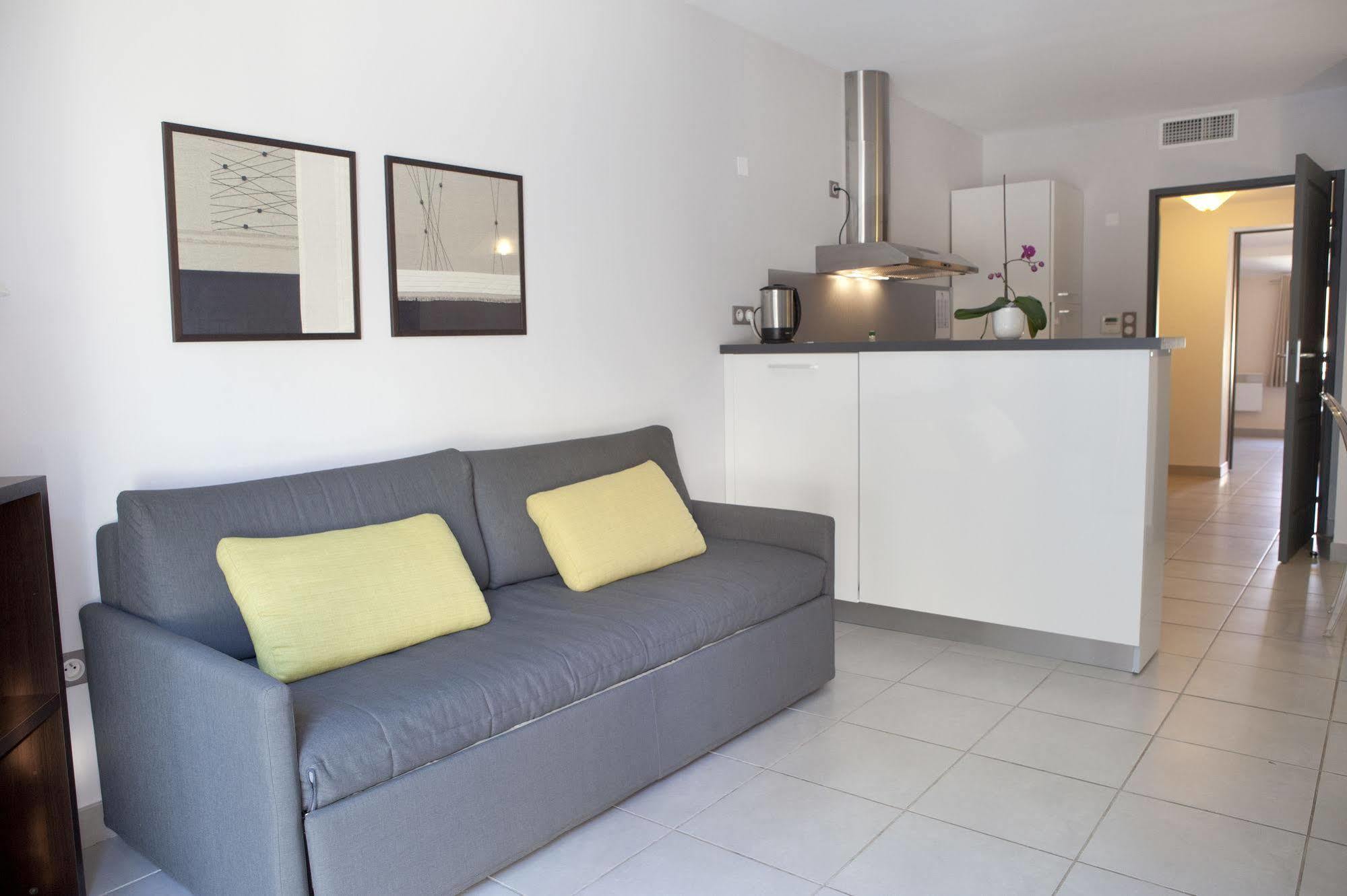 Mas De Valrugues Holifrance Lejlighedshotel Saint-Rémy-de-Provence Eksteriør billede